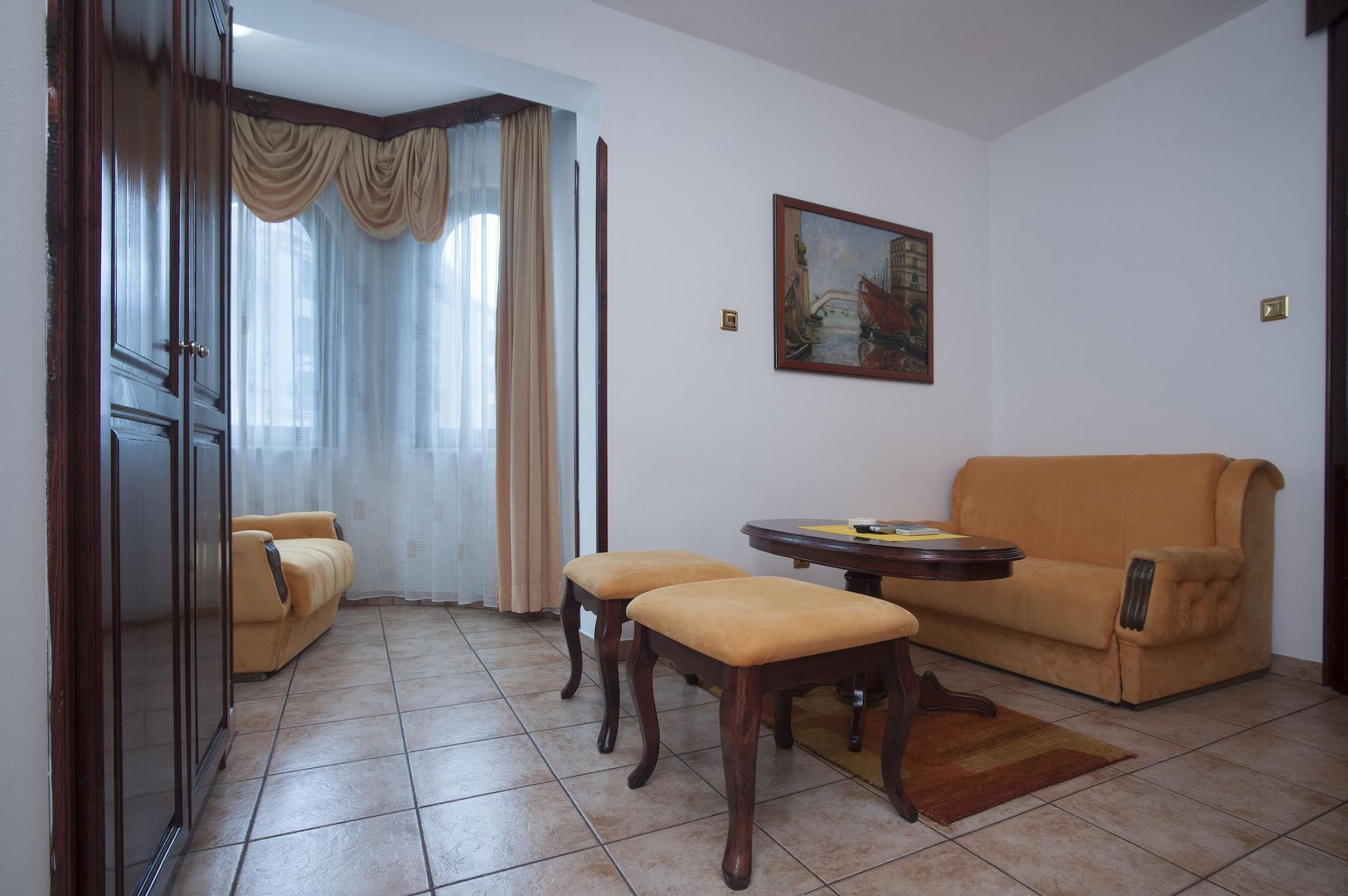 Hotel Vila Lux 부드바 외부 사진