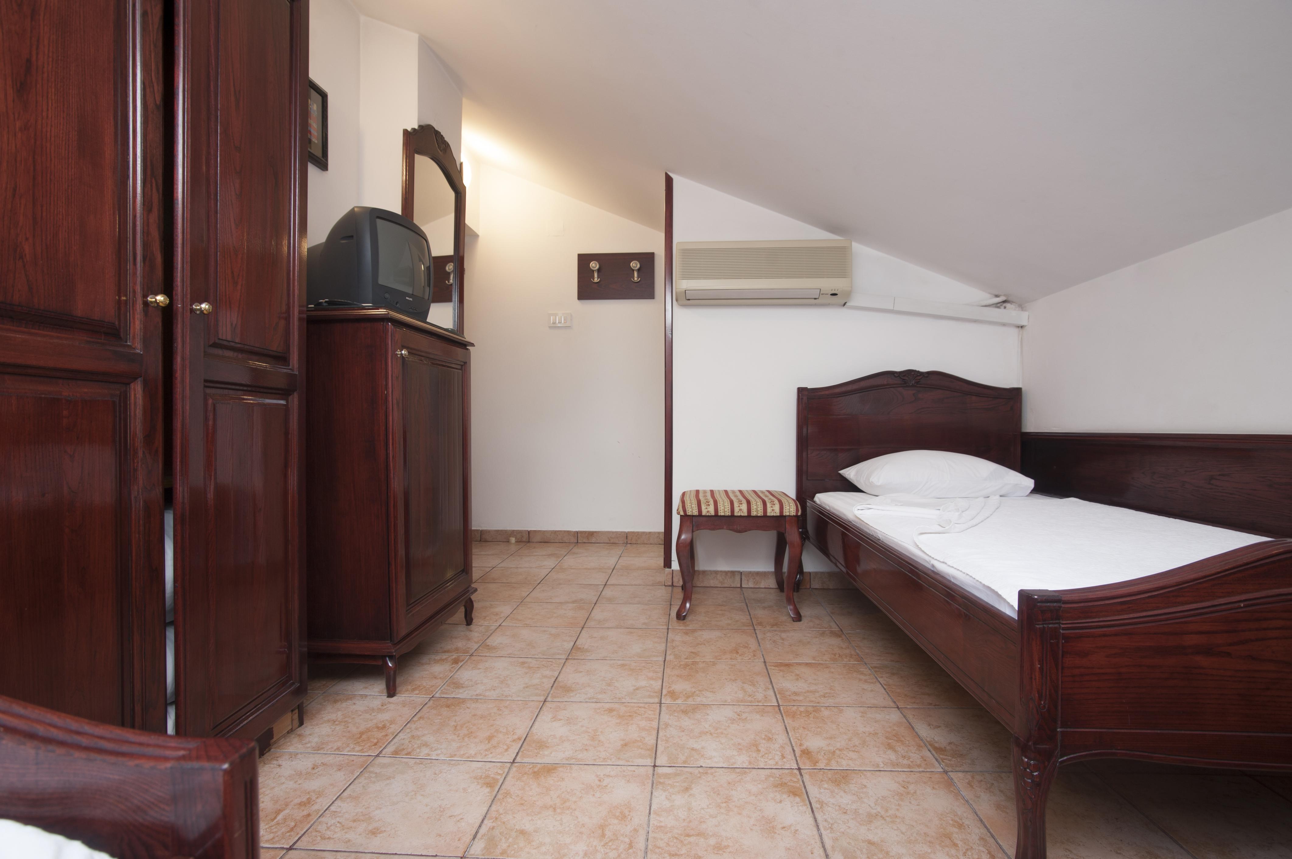 Hotel Vila Lux 부드바 외부 사진