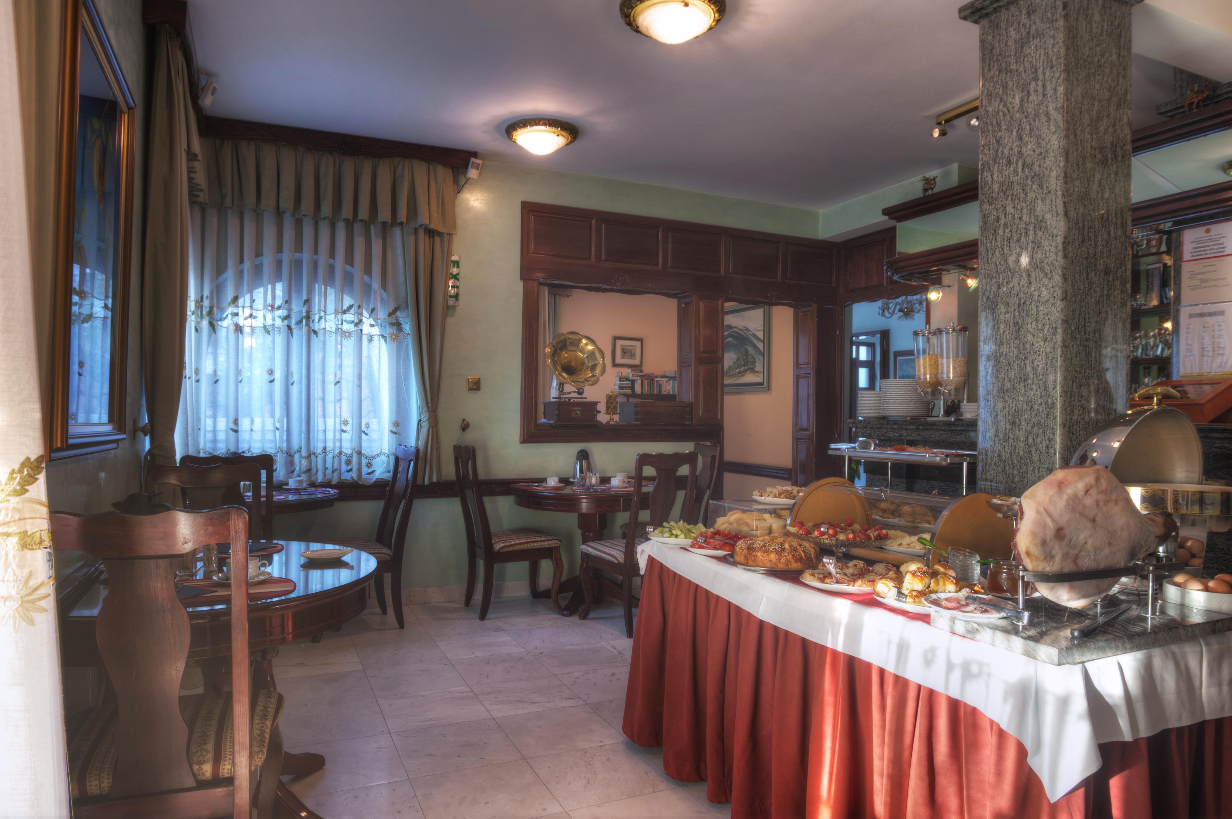 Hotel Vila Lux 부드바 외부 사진