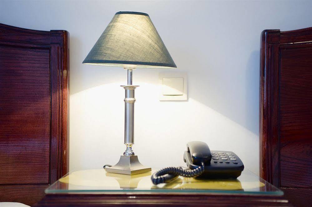 Hotel Vila Lux 부드바 외부 사진